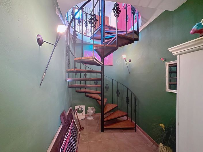 Image No.27-2 Bed Villa for sale