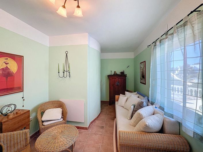 Image No.30-2 Bed Villa for sale