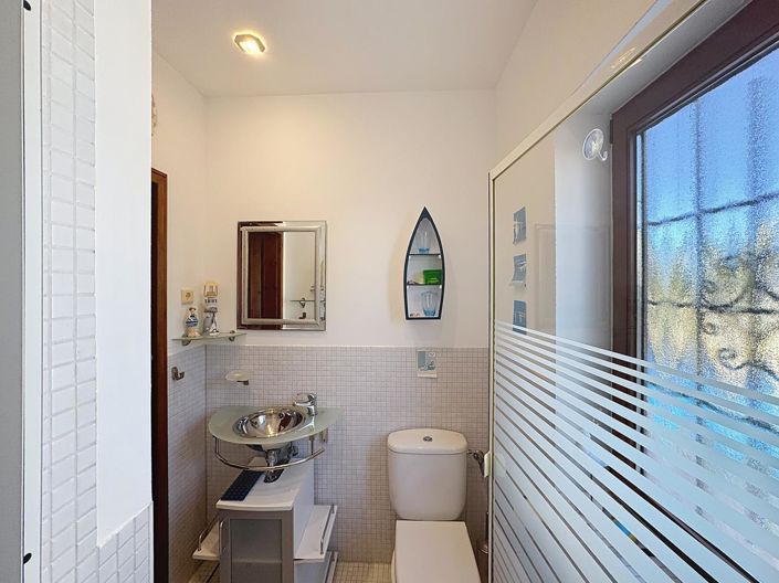 Image No.34-2 Bed Villa for sale