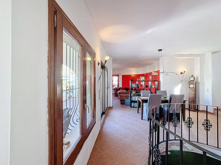 Image No.9-2 Bed Villa for sale