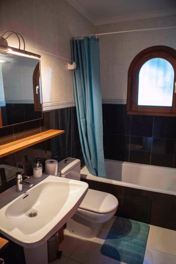 Image No.25-4 Bed Villa for sale