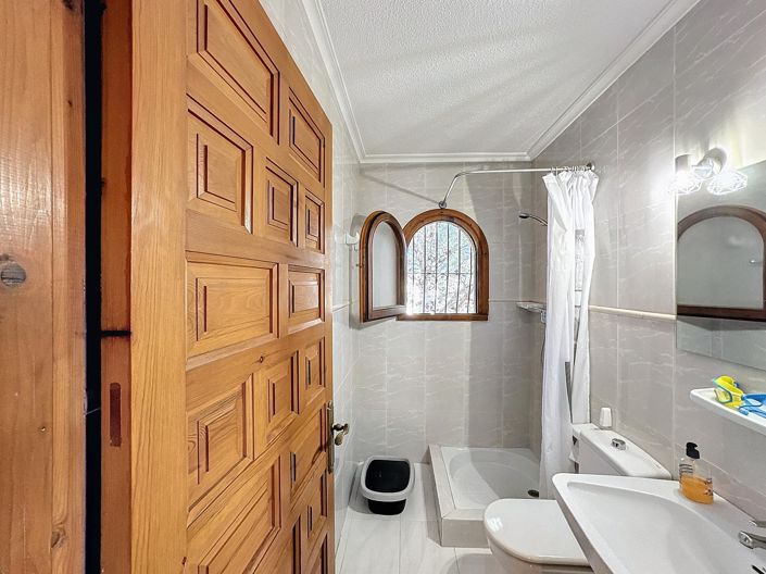 Image No.36-4 Bed Villa for sale