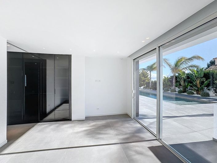 Image No.21-5 Bed Villa for sale