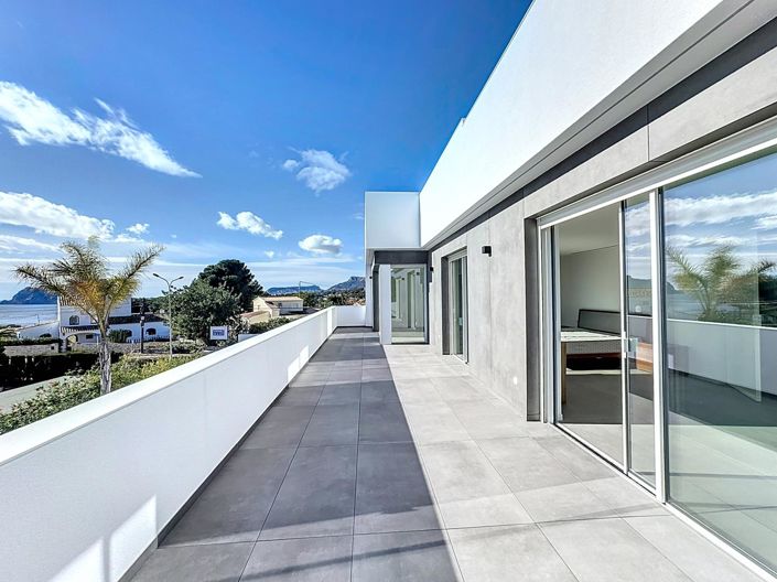 Image No.40-5 Bed Villa for sale