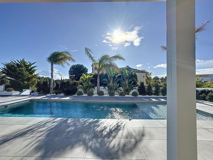 Image No.42-5 Bed Villa for sale