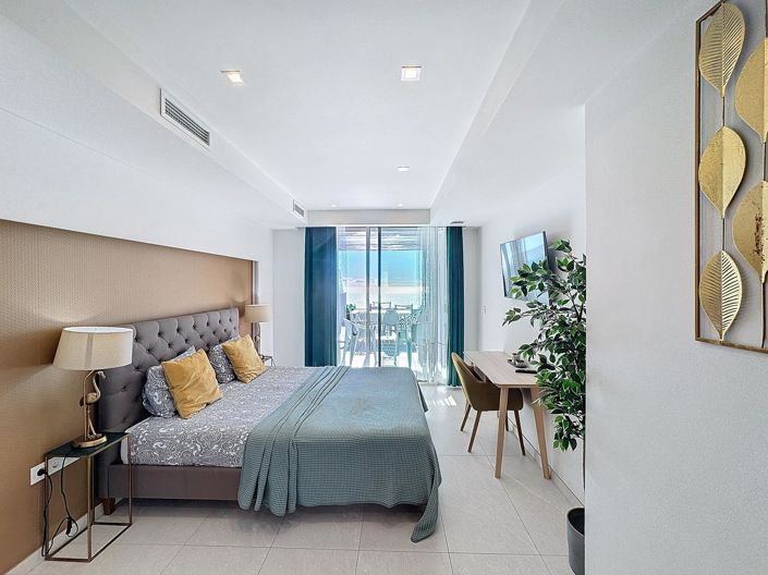 Image No.23-3 Bed Apartment for sale