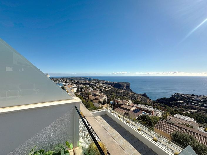 Image No.50-3 Bed Apartment for sale