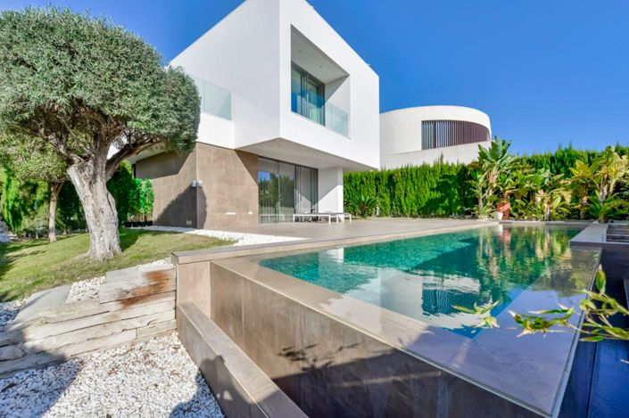 Image No.7-6 Bed Villa for sale