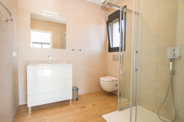 Image No.24-3 Bed Villa for sale