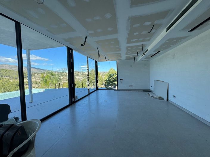 Image No.12-3 Bed Villa for sale