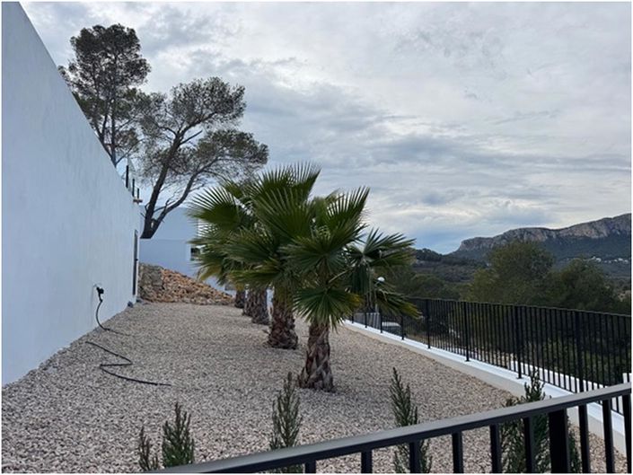 Image No.12-3 Bed Villa for sale