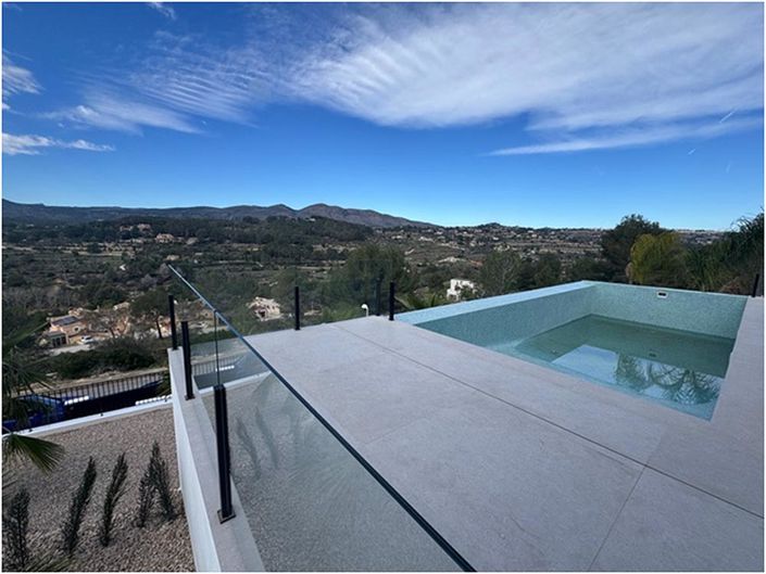 Image No.15-3 Bed Villa for sale