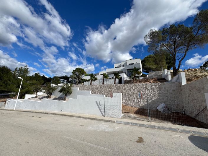 Image No.8-3 Bed Villa for sale