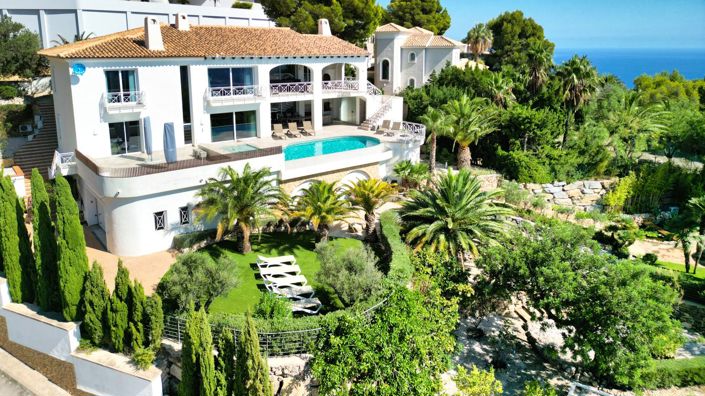 Image No.1-4 Bed Villa for sale