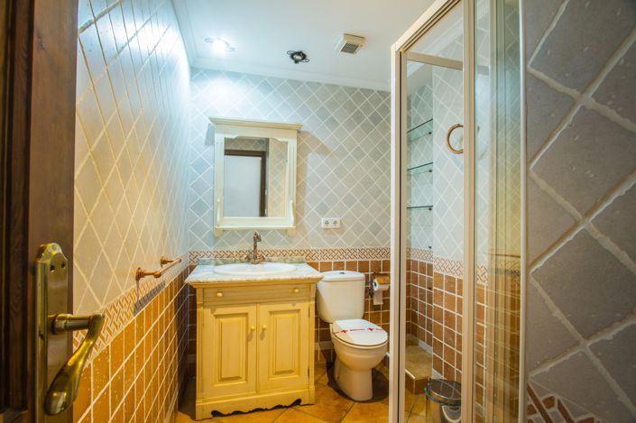 Image No.25-5 Bed Villa for sale