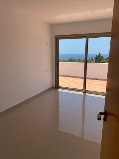 Image No.8-4 Bed Villa for sale