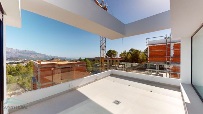 Image No.13-4 Bed Villa for sale