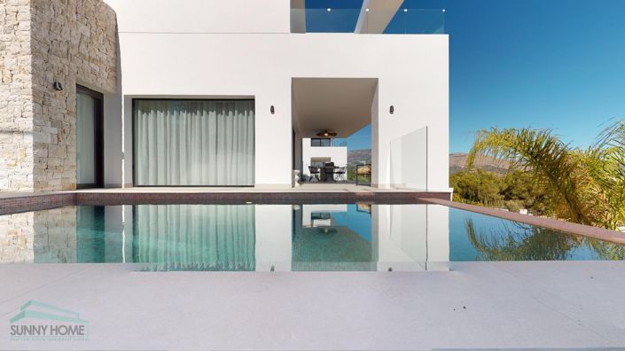 Image No.41-4 Bed Villa for sale