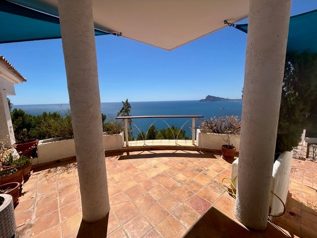 Image No.10-3 Bed Villa for sale