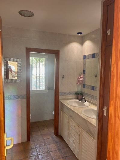 Image No.13-3 Bed Villa for sale