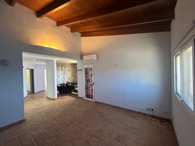 Image No.7-3 Bed Villa for sale