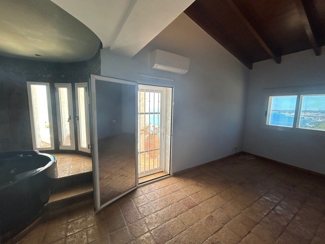 Image No.8-3 Bed Villa for sale