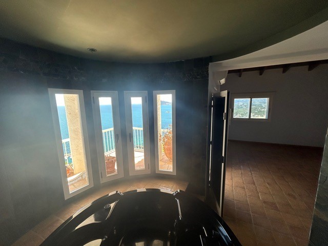 Image No.9-3 Bed Villa for sale