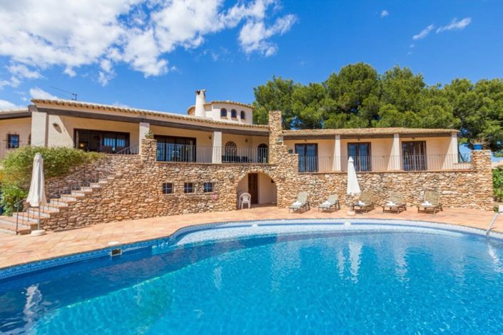 Image No.1-5 Bed Villa for sale