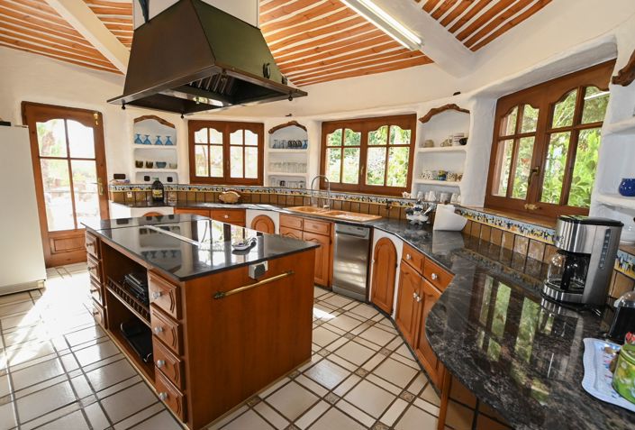 Image No.16-4 Bed Villa for sale