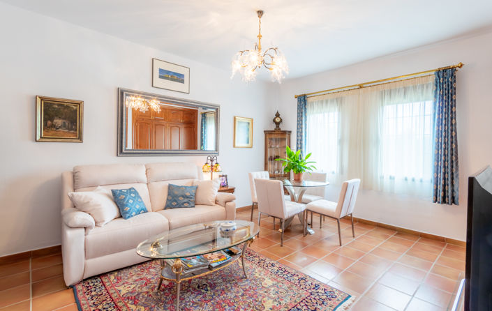 Image No.10-5 Bed Villa for sale