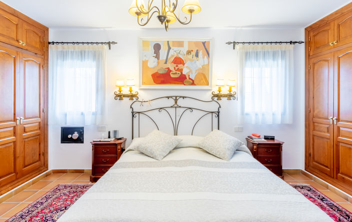 Image No.15-5 Bed Villa for sale