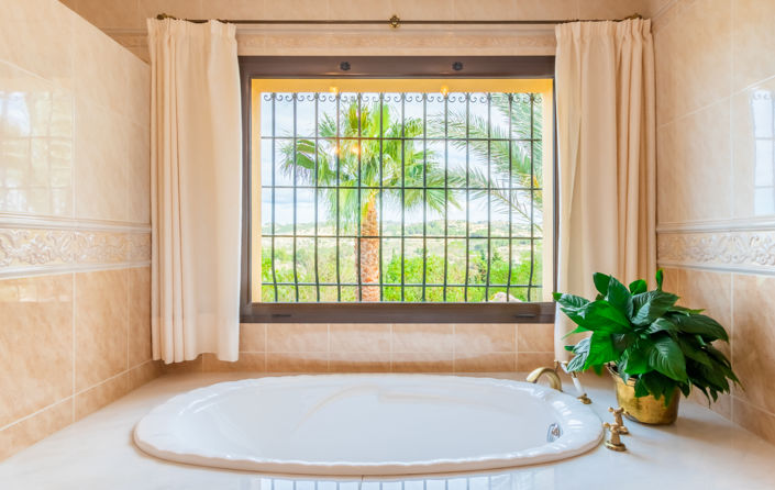 Image No.17-5 Bed Villa for sale