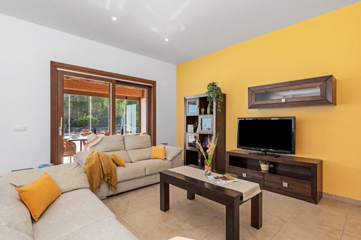 Image No.12-4 Bed Villa for sale