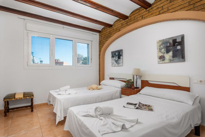 Image No.23-13 Bed Villa for sale