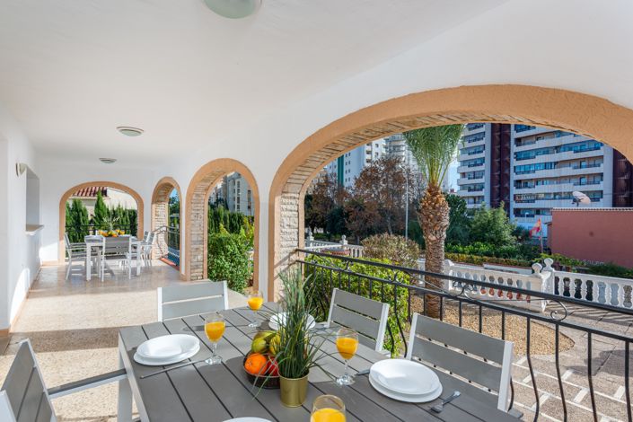 Image No.7-13 Bed Villa for sale