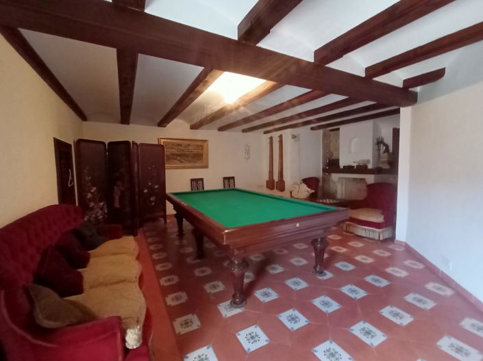 Image No.30-11 Bed Villa for sale