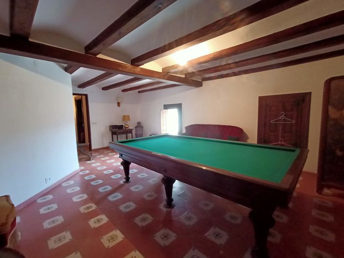 Image No.31-11 Bed Villa for sale