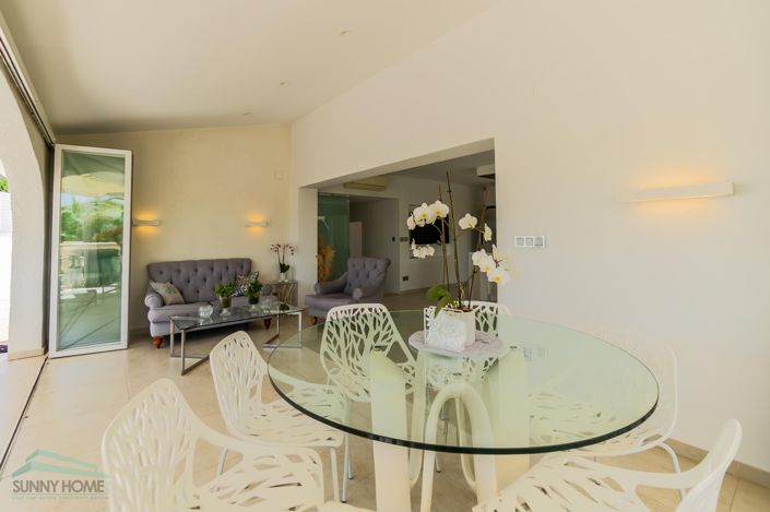 Image No.5-Villa de 5 chambres à vendre à La Nucía