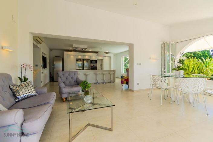 Image No.7-Villa de 5 chambres à vendre à La Nucía