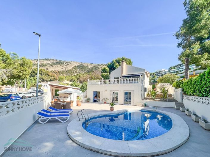 Image No.1-Villa de 4 chambres à vendre à Albir