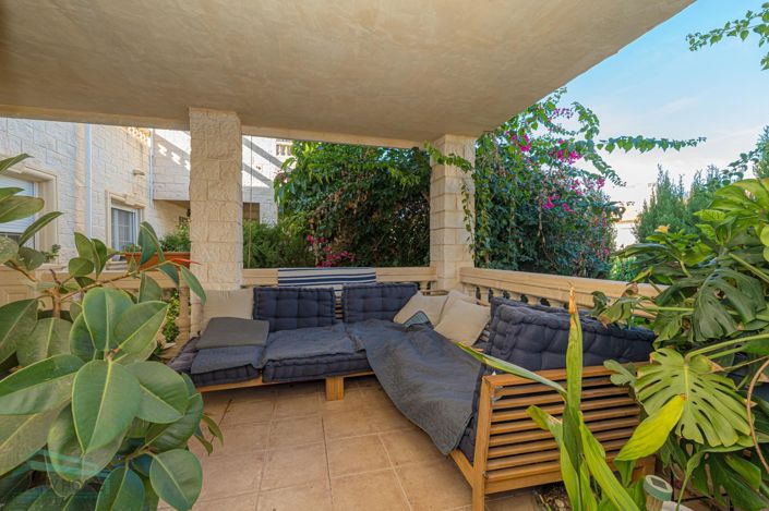 Image No.42-4 Bed Villa for sale