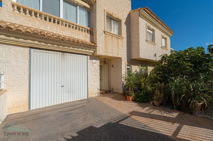 Image No.46-4 Bed Villa for sale