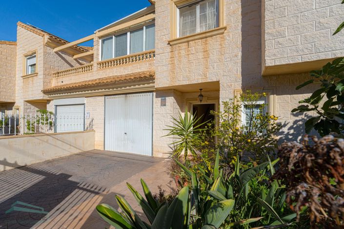 Image No.48-4 Bed Villa for sale