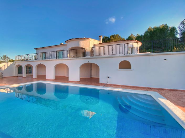 Image No.1-5 Bed Villa for sale