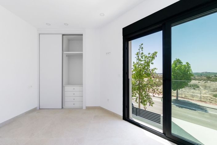 Image No.13-2 Bed Villa for sale