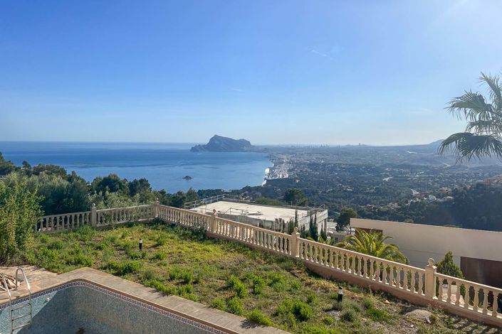 Image No.1-Villa de 5 chambres à vendre à Altea