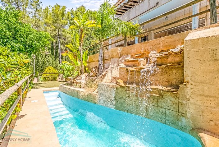 Image No.3-4 Bed Villa for sale