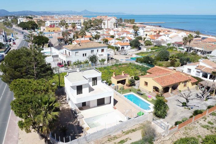 Image No.22-3 Bed Villa for sale