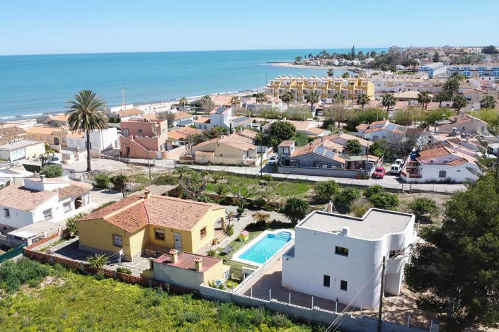 Image No.25-3 Bed Villa for sale