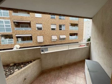 2022-12-04110544